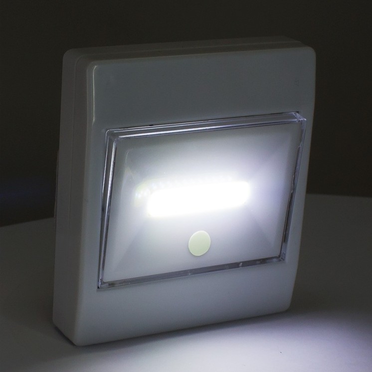 LUZ LED DE EMERGENCIA