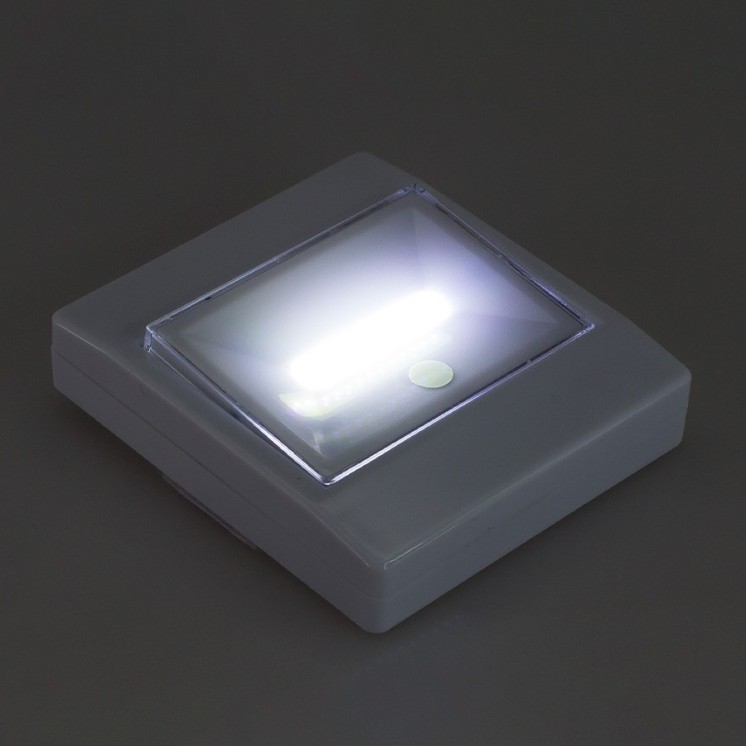 LUZ LED DE EMERGENCIA