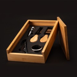 SET DE ACCESORIOS PARA VINO Y QUESOS CON LOGO